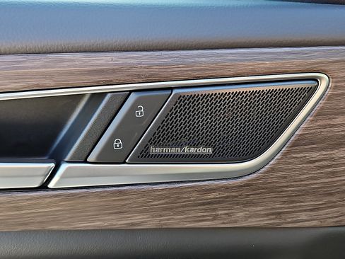 New 2026 Volkswagen Atlas SEL Premium R-Line image 16