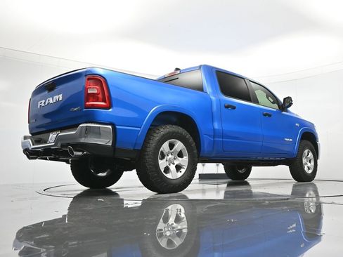 New 2026 RAM 1500 4x4 Crew Cab image 39