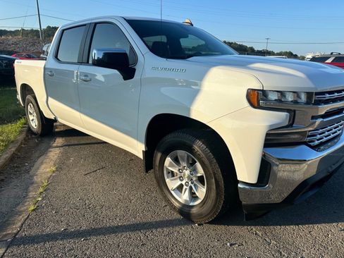 Used 2020 Chevrolet Silverado 1500 LT image 4