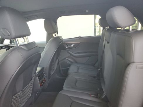 Used 2022 Audi Q7 2.0T Premium Plus AWD/4WD image 14