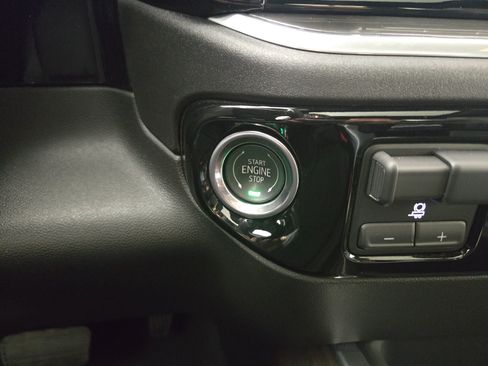 Certified 2025 Chevrolet Silverado 3500 High Country w/ Technology Package AWD/4WD image 26