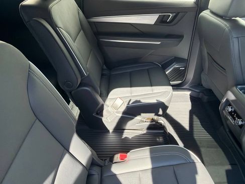 Used 2025 Buick Enclave Preferred w/ LPO, Floor Liner Package FWD image 26