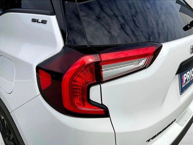 Used 2024 GMC Terrain SLE w/ Elevation Edition AWD/4WD image 30