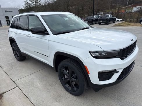 New 2025 Jeep Grand Cherokee Limited image 1