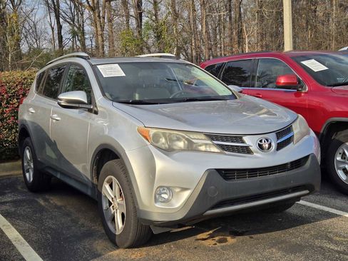 Used 2014 Toyota RAV4 XLE image 1