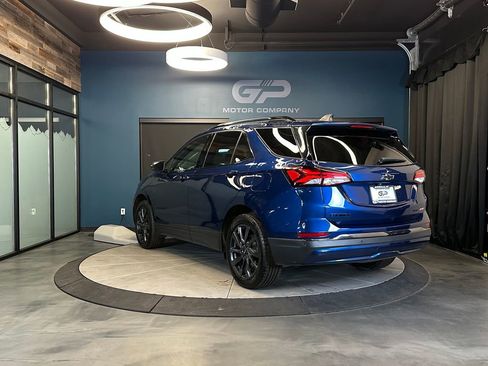 Used 2022 Chevrolet Equinox RS w/ Infotainment Package AWD/4WD image 5