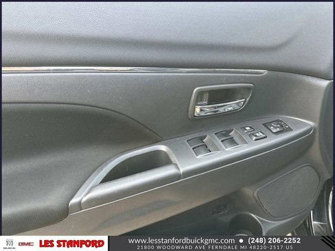 Used 2024 Mitsubishi Outlander Sport S image 16