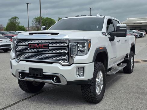 Used 2020 GMC Sierra 2500 Denali w/ Denali Ultimate Package image 3