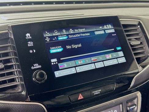 Used 2022 Honda Pilot Touring image 32