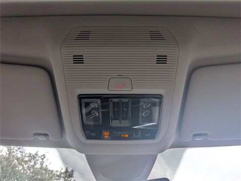 New 2026 Volkswagen Atlas SE image 25