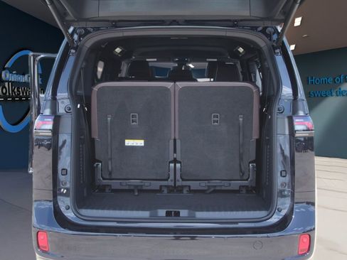 New 2025 Volkswagen ID. Buzz 1st Edition RWD image 20