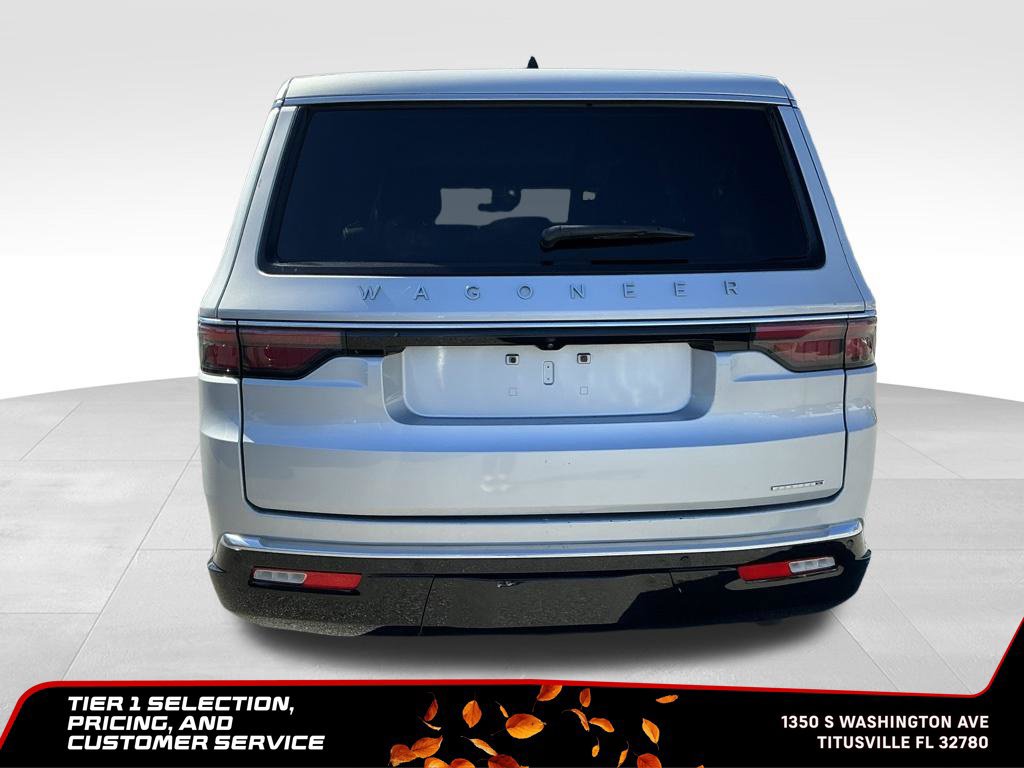 Used 2024 Jeep Wagoneer L Series II w/ Flexible Seating Group RWD image 6