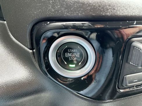 Used 2022 Chevrolet Silverado 1500 LTZ w/ LTZ Premium Package image 16