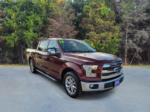 Used 2016 Ford F150 Lariat w/ Equipment Group 502A Luxury RWD image 16