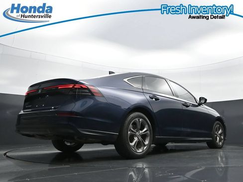 Used 2023 Honda Accord EX image 32