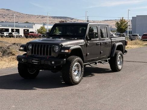 Used 2023 Jeep Gladiator Rubicon w/ Trailer Tow Package AWD/4WD image 7
