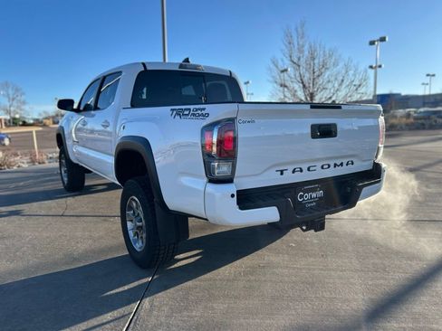 Used 2021 Toyota Tacoma TRD Off-Road w/ Technology Package image 5