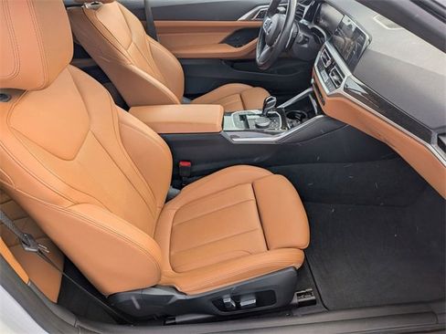 Used 2023 BMW 440i xDrive Convertible w/ Premium Package image 29