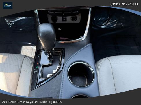 Used 2015 Toyota Avalon XLE FWD image 28