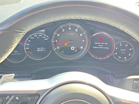Used 2019 Porsche Cayenne S image 27