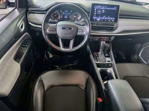 Used 2022 Jeep Compass Latitude w/ Convenience Group AWD/4WD image 21