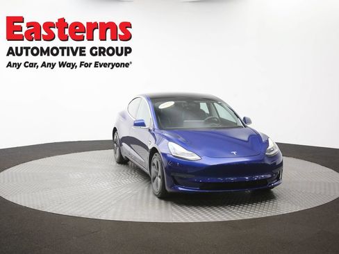Used 2020 Tesla Model 3 Standard Range RWD image 47