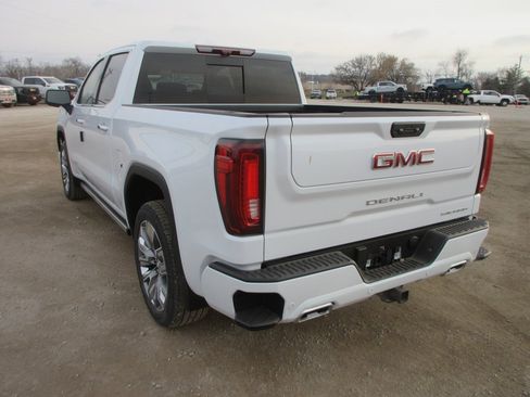 New 2026 GMC Sierra 1500 Denali image 9