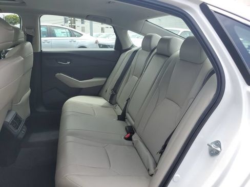 Used 2024 Honda Accord EX-L image 12