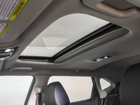 Used 2024 Kia Seltos SX w/ SX Sunroof Package image 13