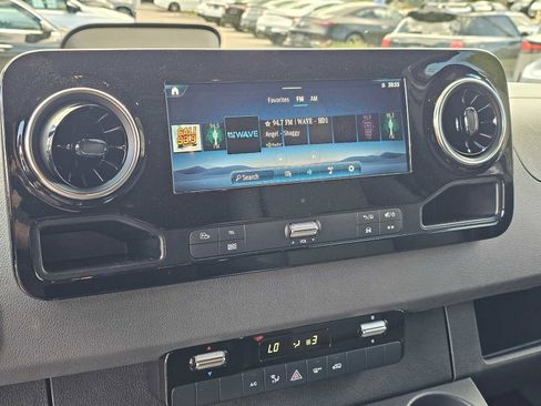 New 2025 Mercedes-Benz Sprinter 2500 image 25