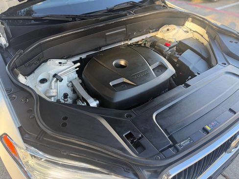 Used 2016 Volvo XC90 T6 Momentum w/ Protection Package Plus image 54