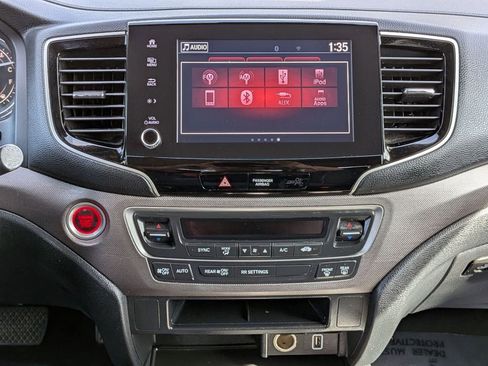 Used 2023 Honda Ridgeline Sport image 24