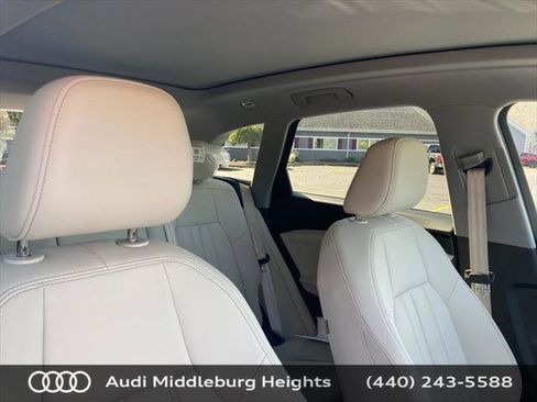 Used 2025 Audi Q5 Premium w/ Convenience Package AWD/4WD image 25