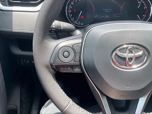 Used 2024 Toyota RAV4 XLE Premium FWD image 24