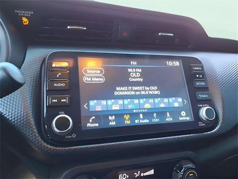 Used 2022 Nissan Kicks SV image 15