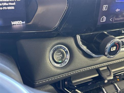 Used 2024 Chevrolet Colorado LT w/ LT Convenience Package II AWD/4WD image 27