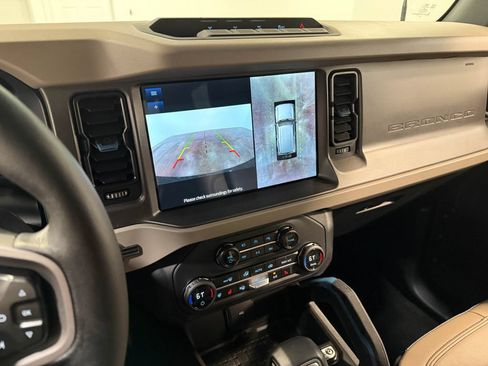 Used 2024 Ford Bronco Wildtrak AWD/4WD image 81