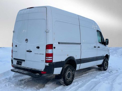 Used 2015 Freightliner Sprinter 2500 image 3