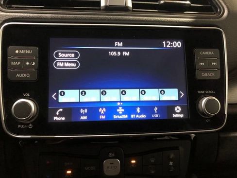 Certified 2024 Nissan Leaf SV Plus FWD image 17