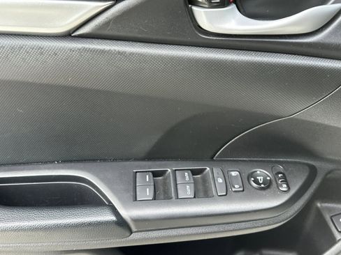 Used 2021 Honda Civic Sport image 12