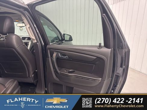 Used 2017 GMC Acadia Limited SLT AWD/4WD image 15