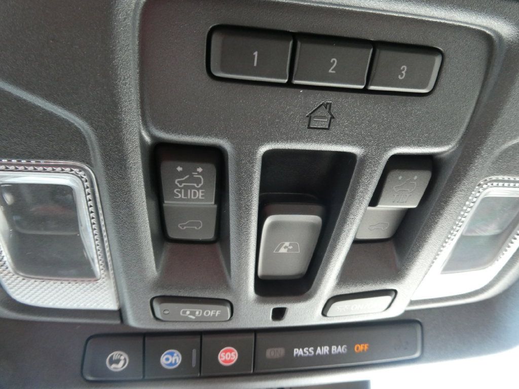Certified 2025 GMC Sierra 2500 AT4 w/ AT4 Premium Plus Package AWD/4WD image 32