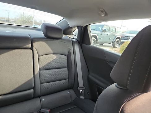 Used 2024 Chevrolet Malibu LT image 14