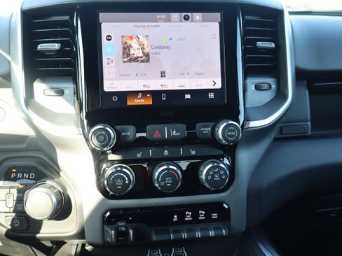 Used 2025 RAM 1500 Big Horn AWD/4WD image 17