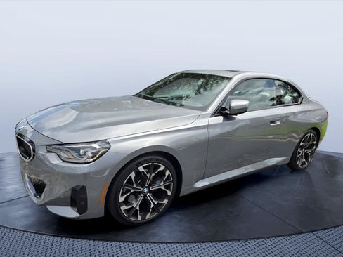 Used 2026 BMW 230i Coupe w/ Premium Package RWD image 2