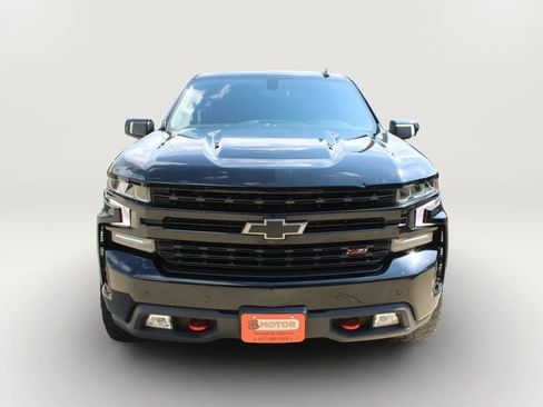 Used 2021 Chevrolet Silverado 1500 LT Trail Boss w/ Convenience Package II AWD/4WD image 2