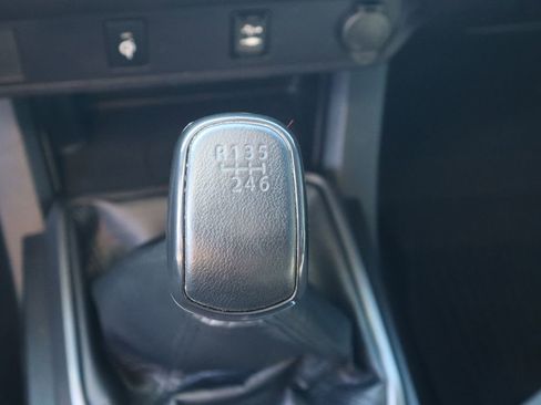 Used 2017 Toyota Tacoma TRD Off-Road w/ Tow Package image 10