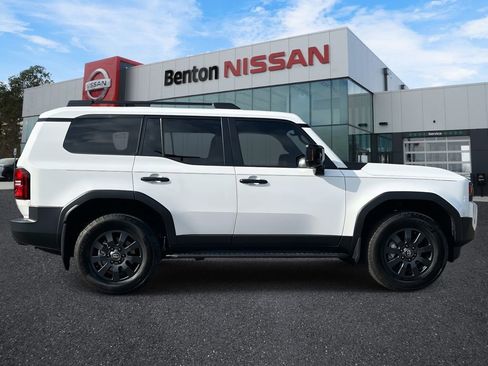 Used 2024 Toyota Land Cruiser Base image 5