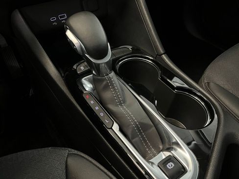 Used 2025 Buick Encore GX Preferred image 42