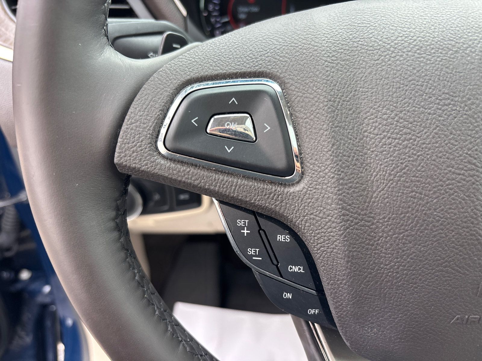 Used 2019 Lincoln MKC Reserve w/ MKC Climate Package FWD image 17